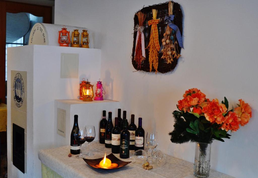 Hotel Locanda Le Tre Oche Molina di Ledro Bagian luar foto
