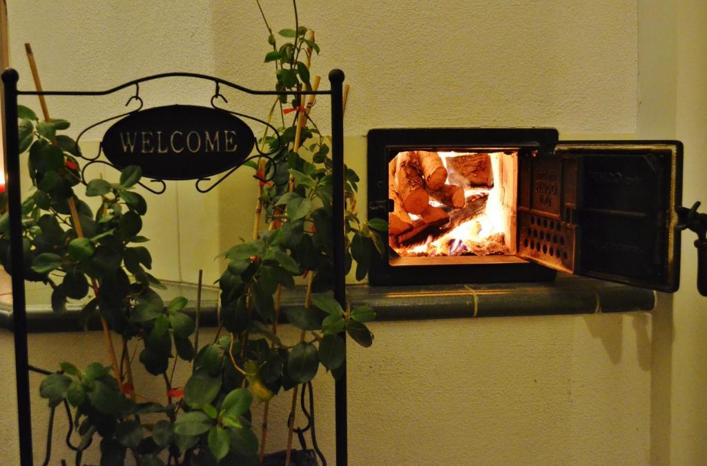 Hotel Locanda Le Tre Oche Molina di Ledro Bagian luar foto