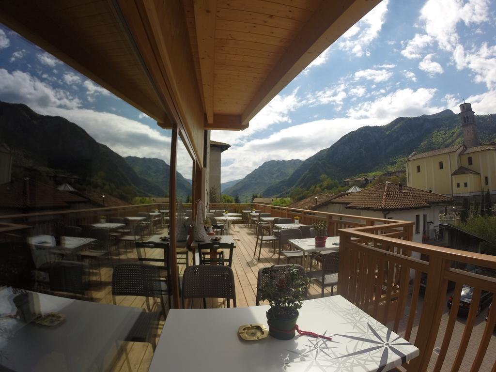 Hotel Locanda Le Tre Oche Molina di Ledro Bagian luar foto