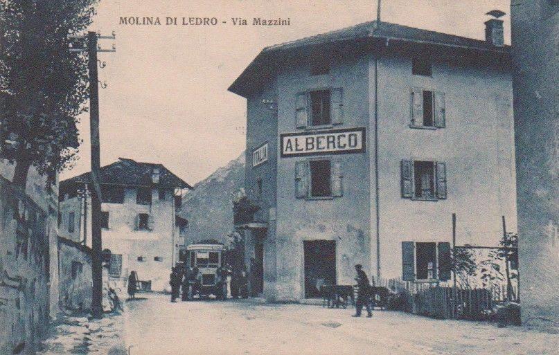 Hotel Locanda Le Tre Oche Molina di Ledro Bagian luar foto